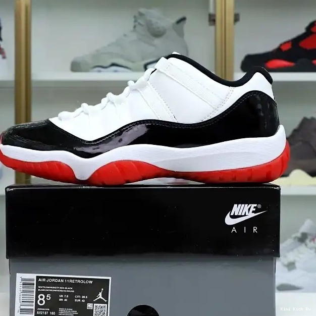 LOW Kimikick WHITE AIR JORDAN BRED 11 0419